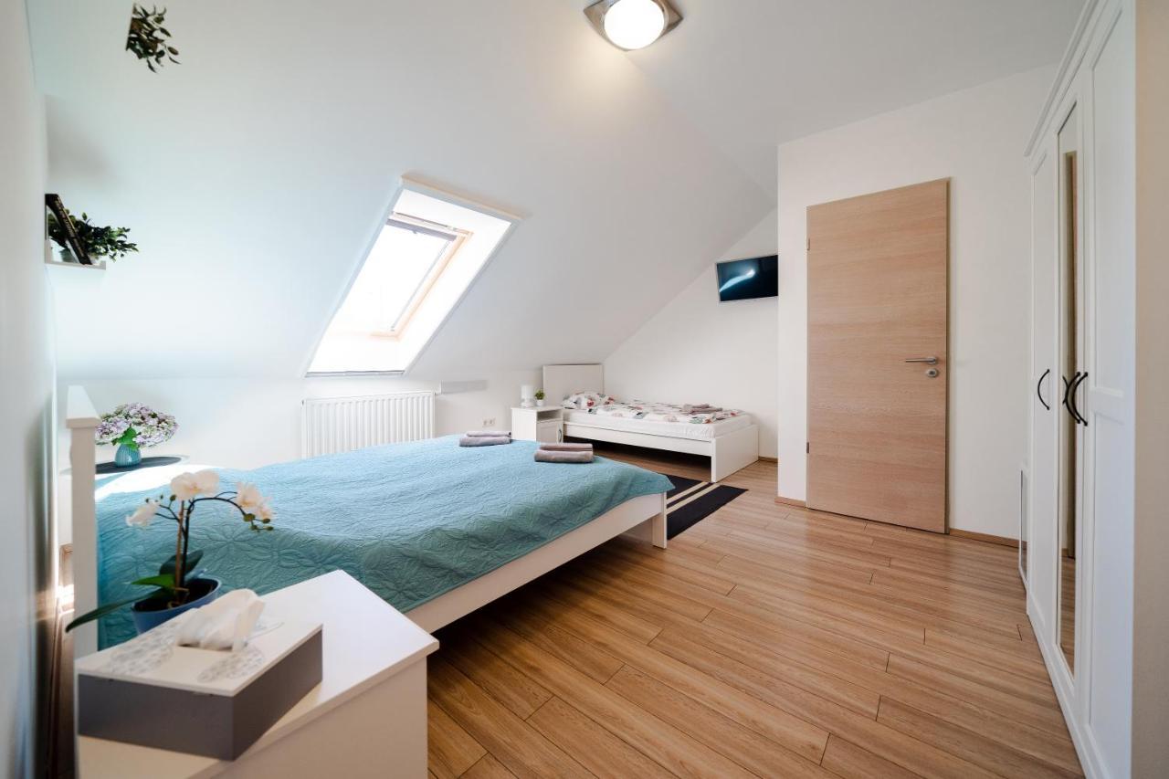 Bed and Breakfast Guba Vendeghaz Győrújbarát Zewnętrze zdjęcie